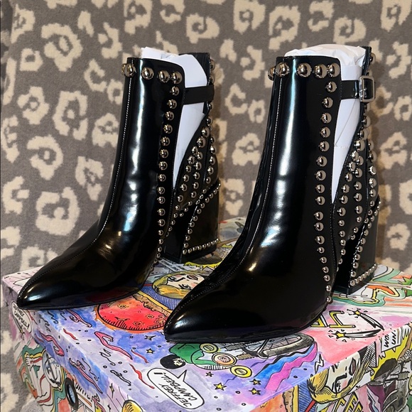 Jefffrey Campbell Raylan-ST Heeled Boots in Black & Sliver 😍 New & Never Worn 😍😍 - Picture 10 of 17